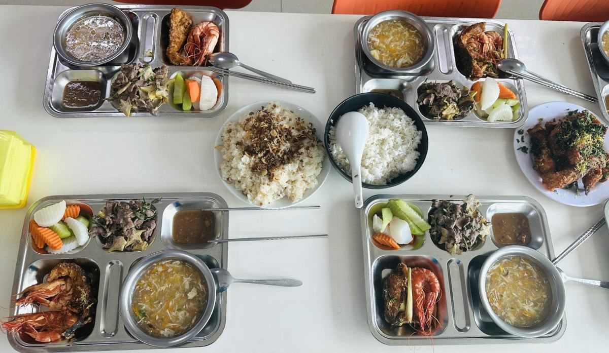 Bữa ăn của người lao động